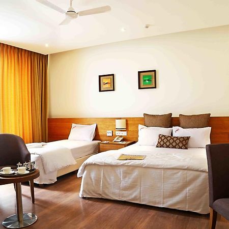 Hotel Preeti Executive Satara Extérieur photo