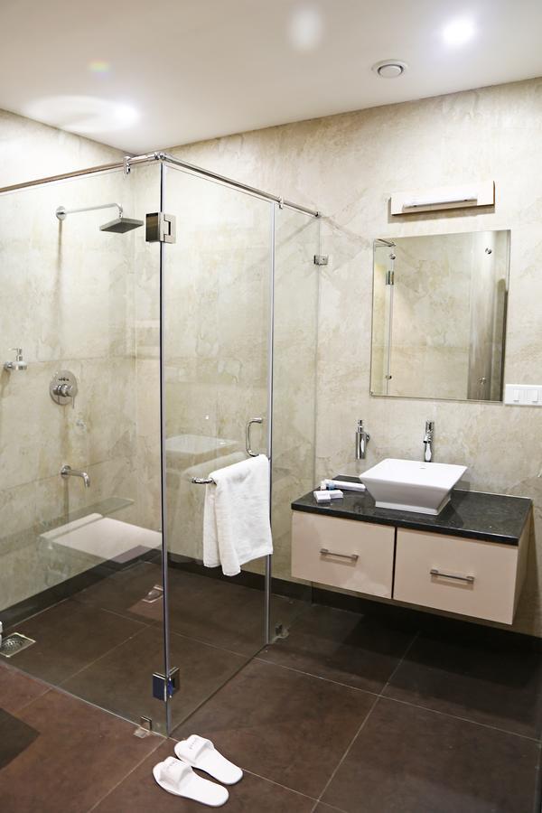 Hotel Preeti Executive Satara Extérieur photo