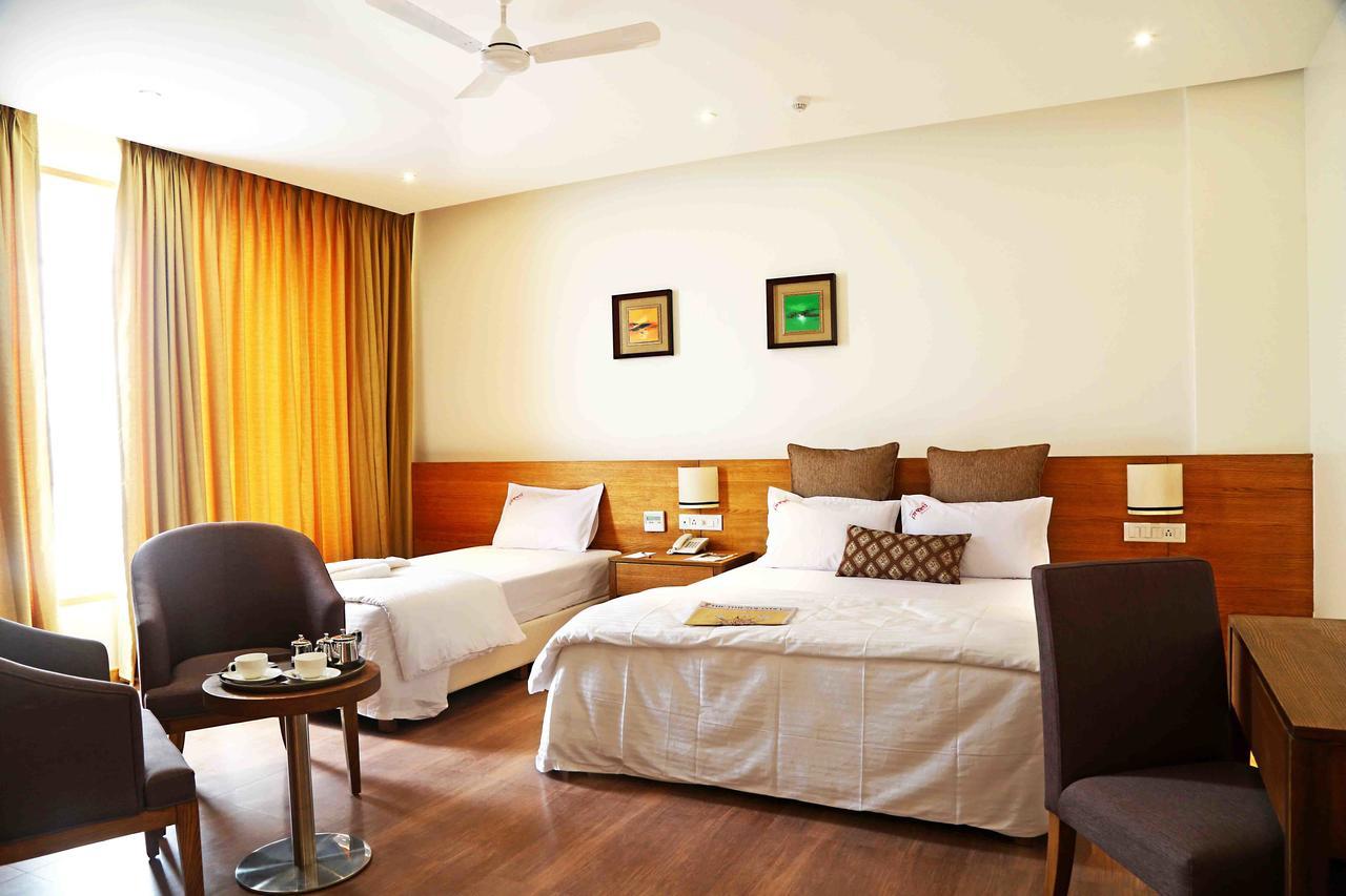 Hotel Preeti Executive Satara Extérieur photo